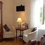 La Maison Ribotteau L'Isle-Jourdain (Vienne)