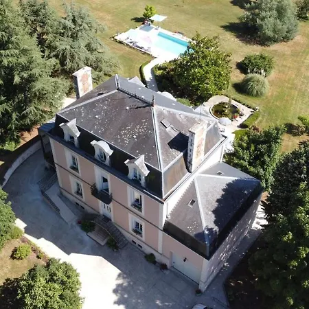 La Maison Ribotteau L'Isle-Jourdain (Vienne)