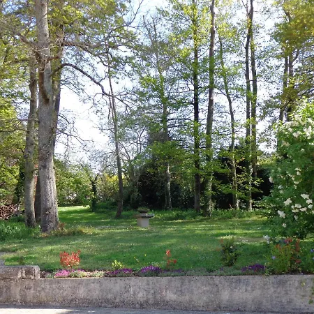 La Maison Ribotteau * L'Isle-Jourdain (Vienne)