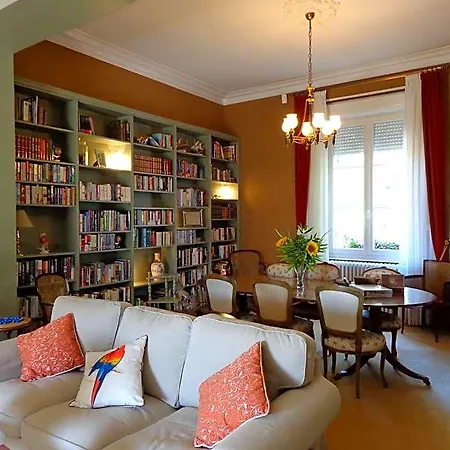 Nocleg ze śniadaniem La Maison Ribotteau 4*