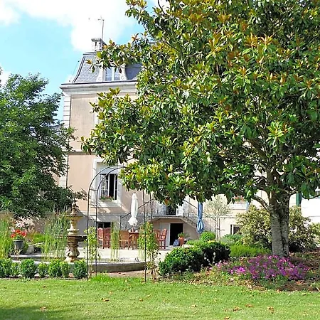 La Maison Ribotteau L'Isle-Jourdain (Vienne)