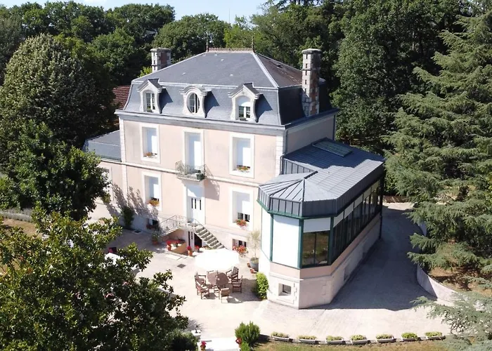 La Maison Ribotteau Bed & Breakfast 4*