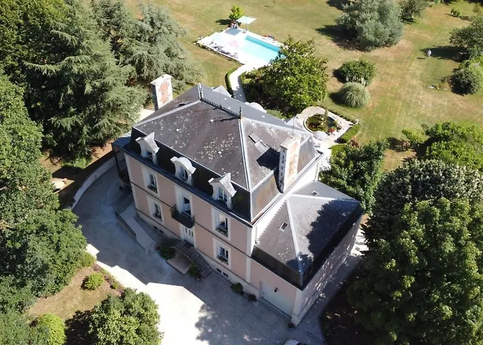 La Maison Ribotteau L'Isle-Jourdain (Vienne)